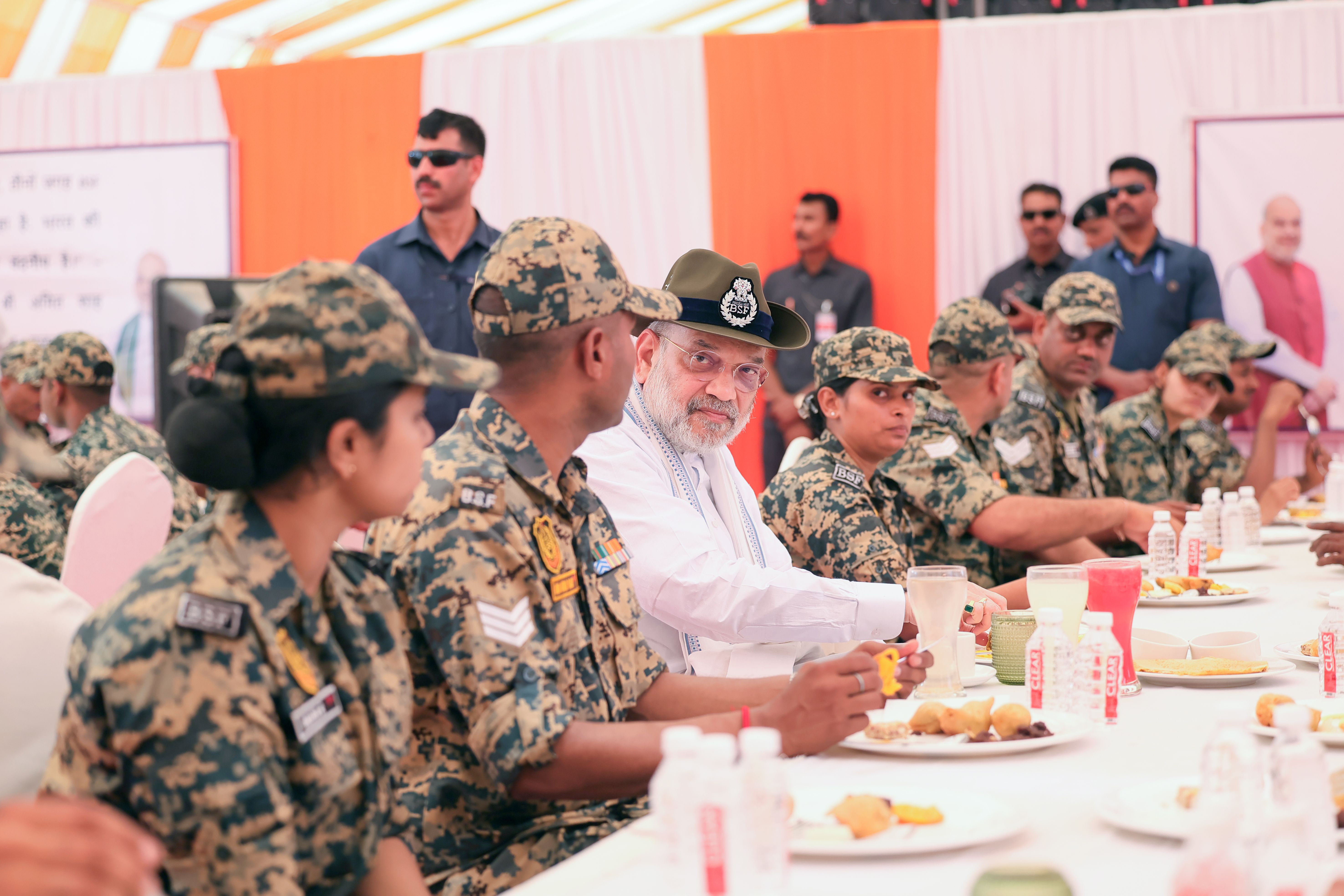 Union Home Minister and Minister of Cooperation Shri Amit Shah shared some time with the valiant personnel of the BSF during high-tea at the G-7 Border Outpost, in Gujarat.