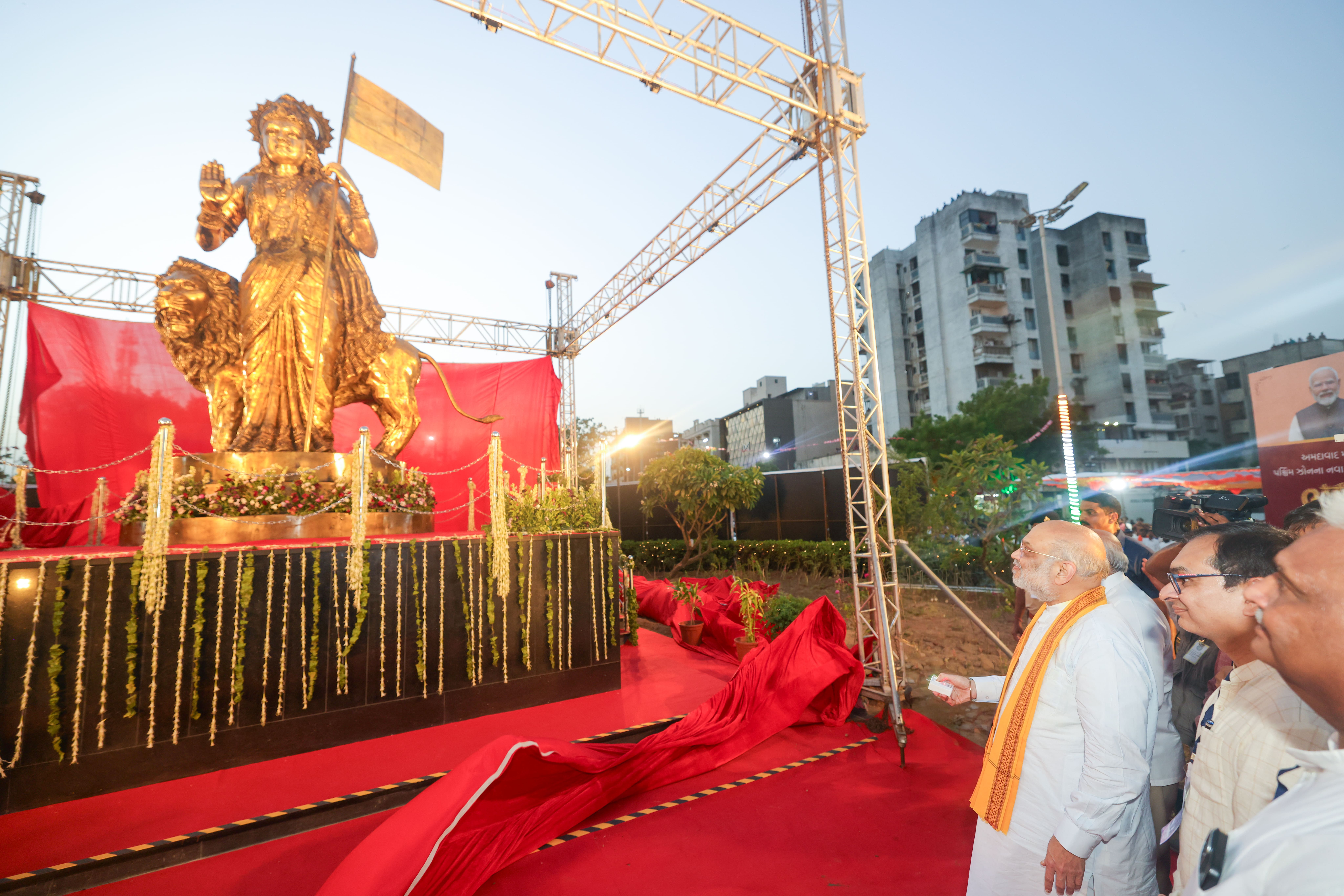 Union Home Minister and Minister of Cooperation Shri Amit Shah inaugurated the newly developed ‘Bharat Mata Square’ built by AMC in Bheemjipura, Ahmedabad.