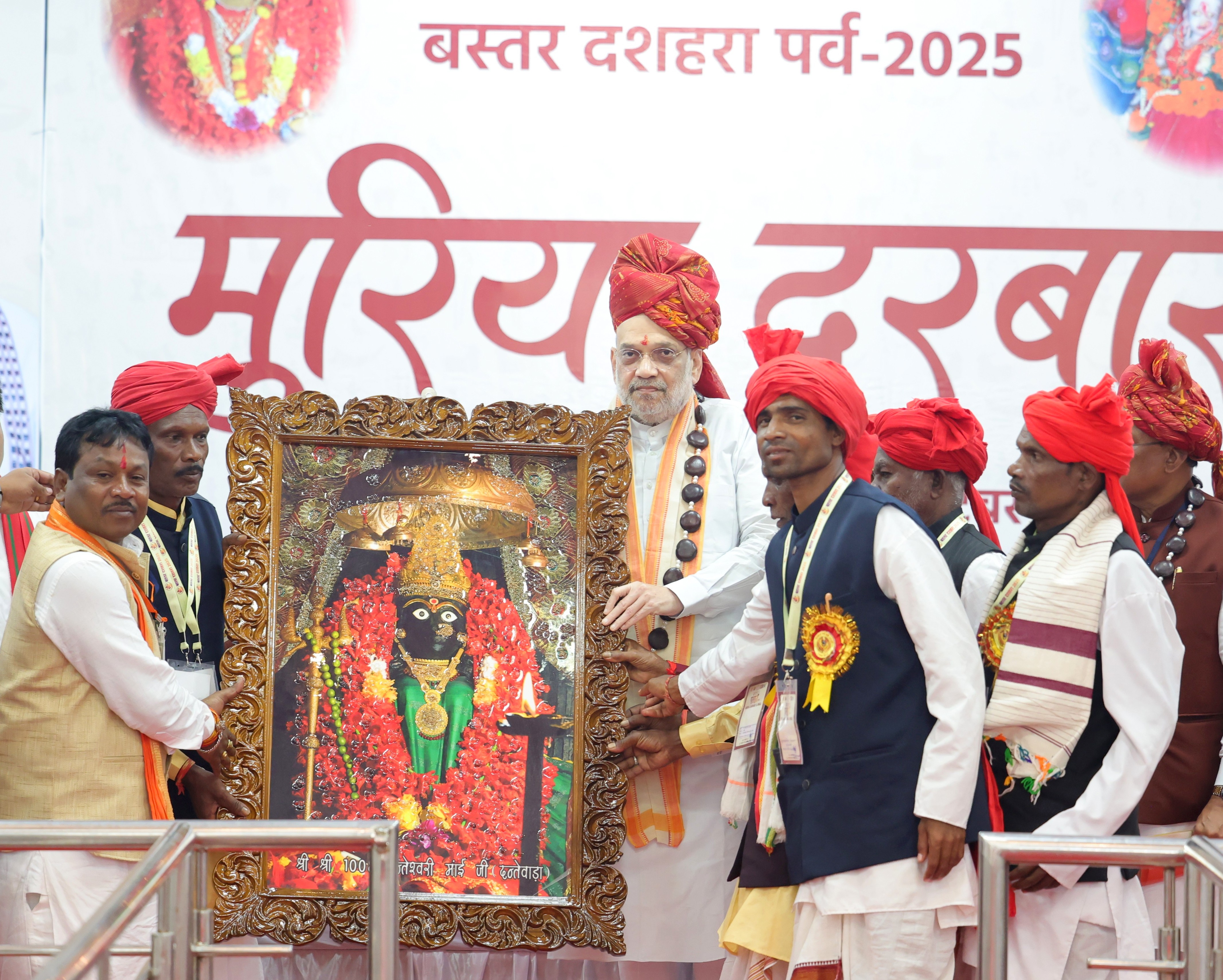 Shri Amit Shah, participates in the Bastar Dussehra festival in Jagdalpur, Chhattisgarh