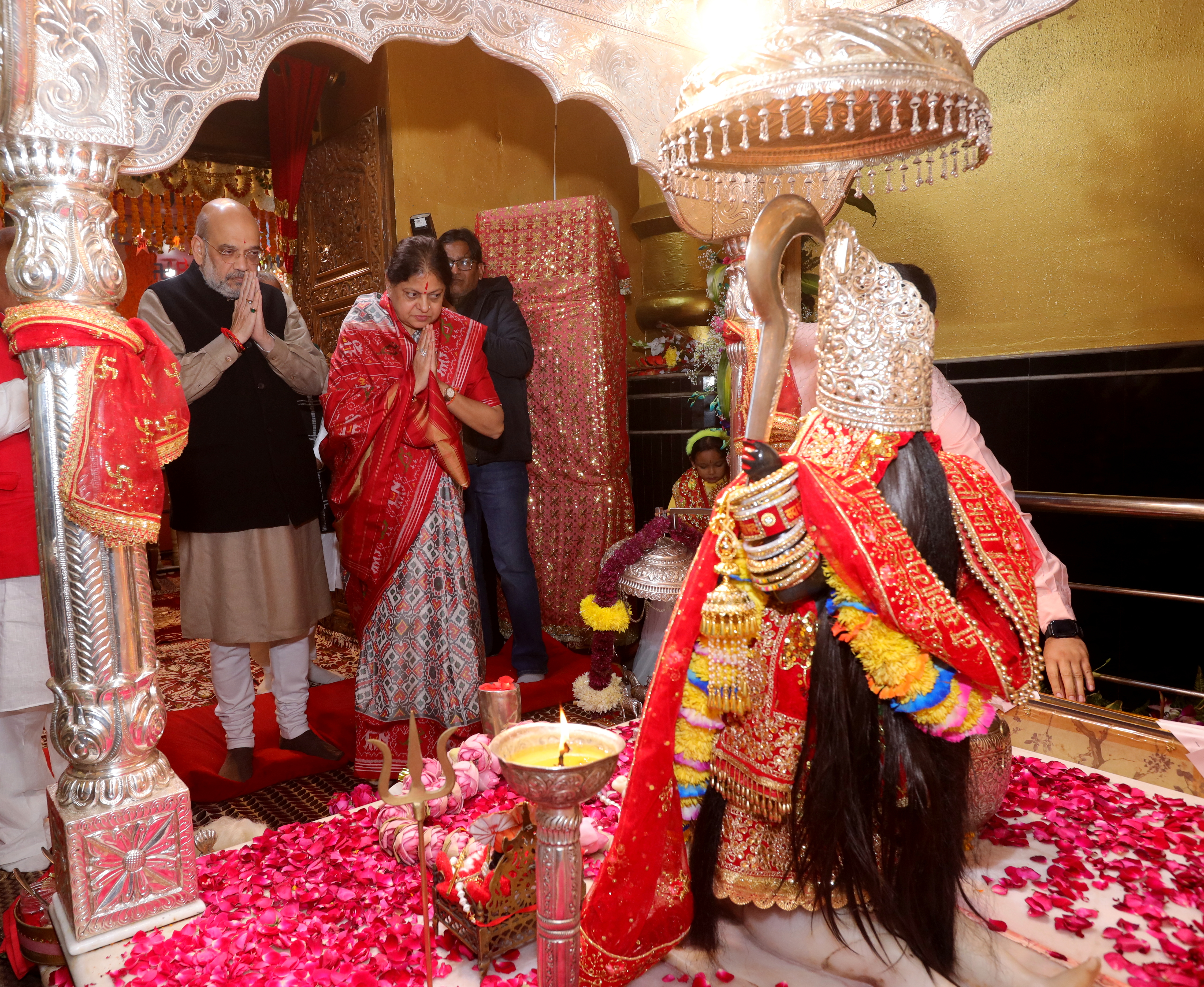 Shri Amit Shah Offered prayers at Shaktipeeth Shri Devikoop Bhadrakali temple in Kurukshetra