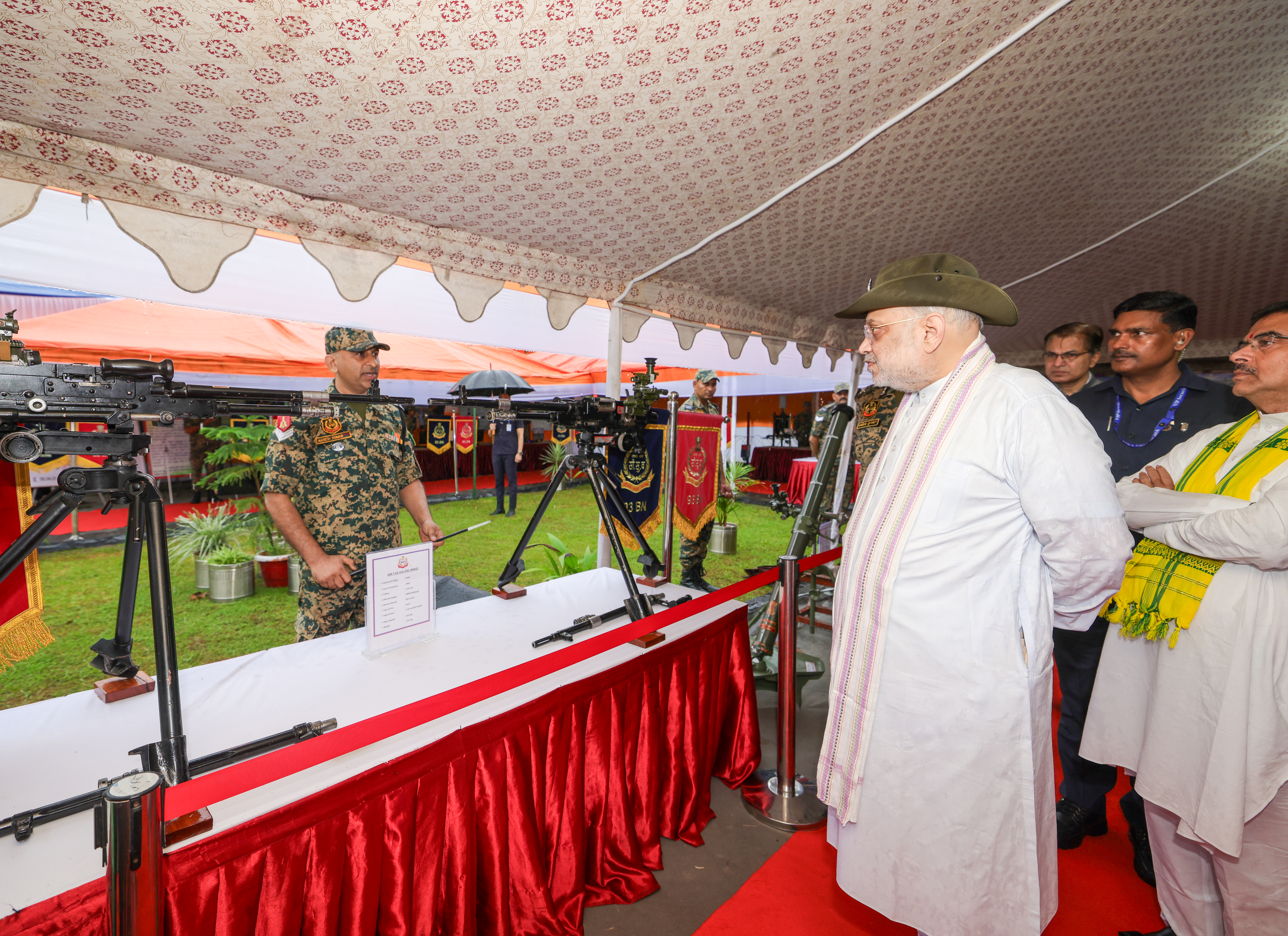 Shri Amit Shah inspects indigenous and state-of-the-art technologies designed to further strengthen border security at the Jhumagachh BOP in Siliguri, West Bengal