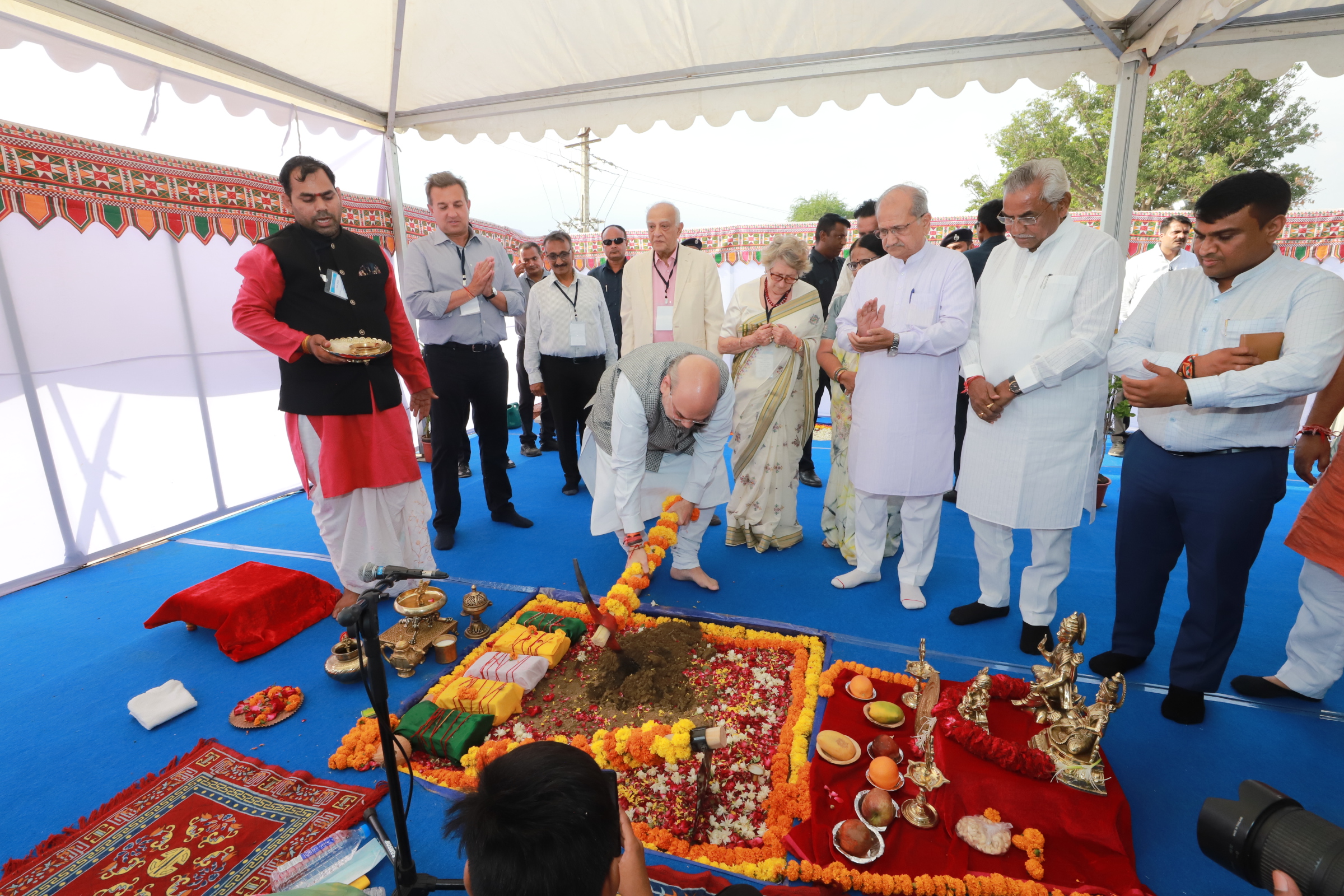 Shri Amit Shah lays the foundation stone of renovation works of Shela Pond in Sanand