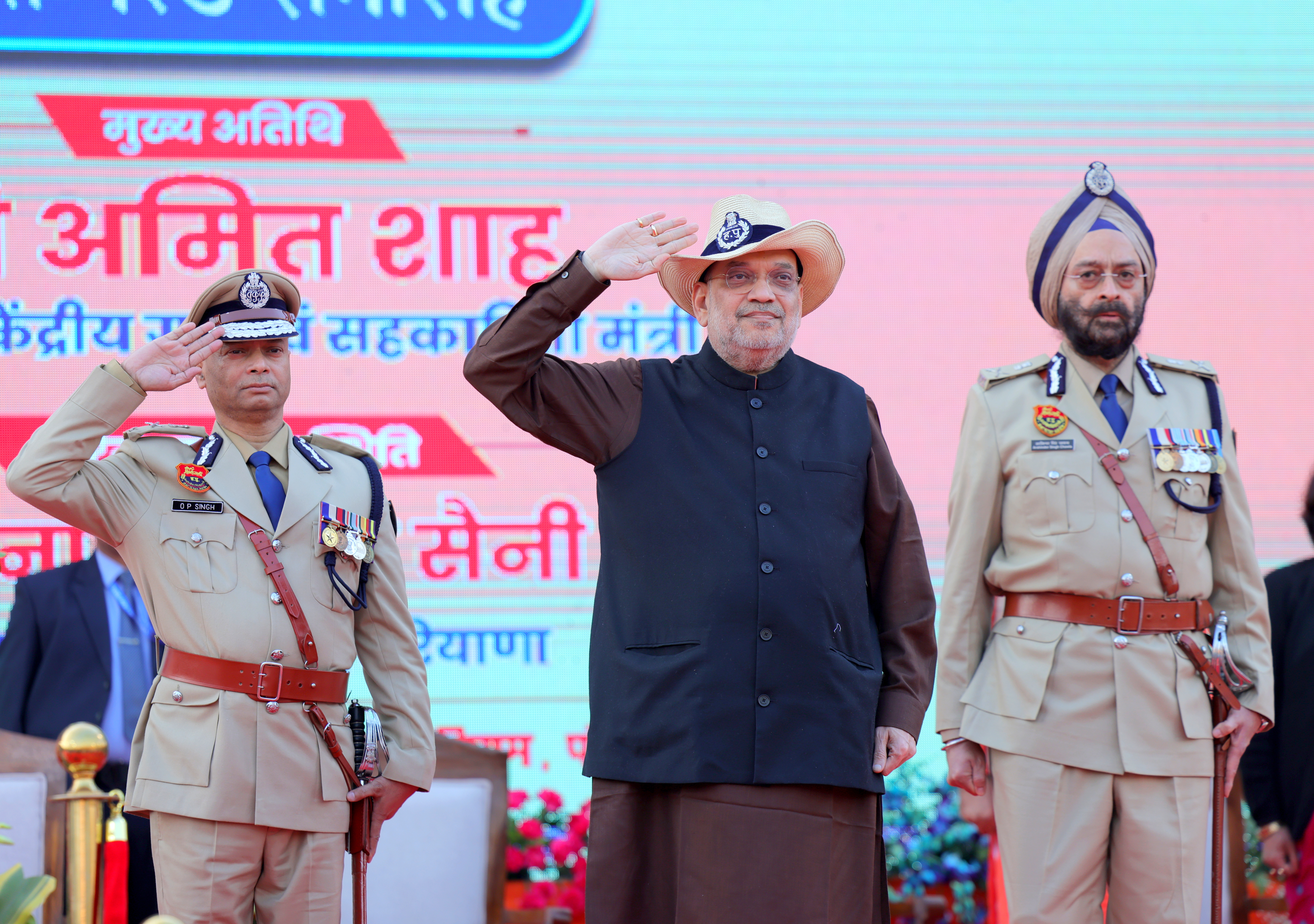 Shri Amit Shah addresses the passing-out parade ceremony of Haryana Police in Panchkula