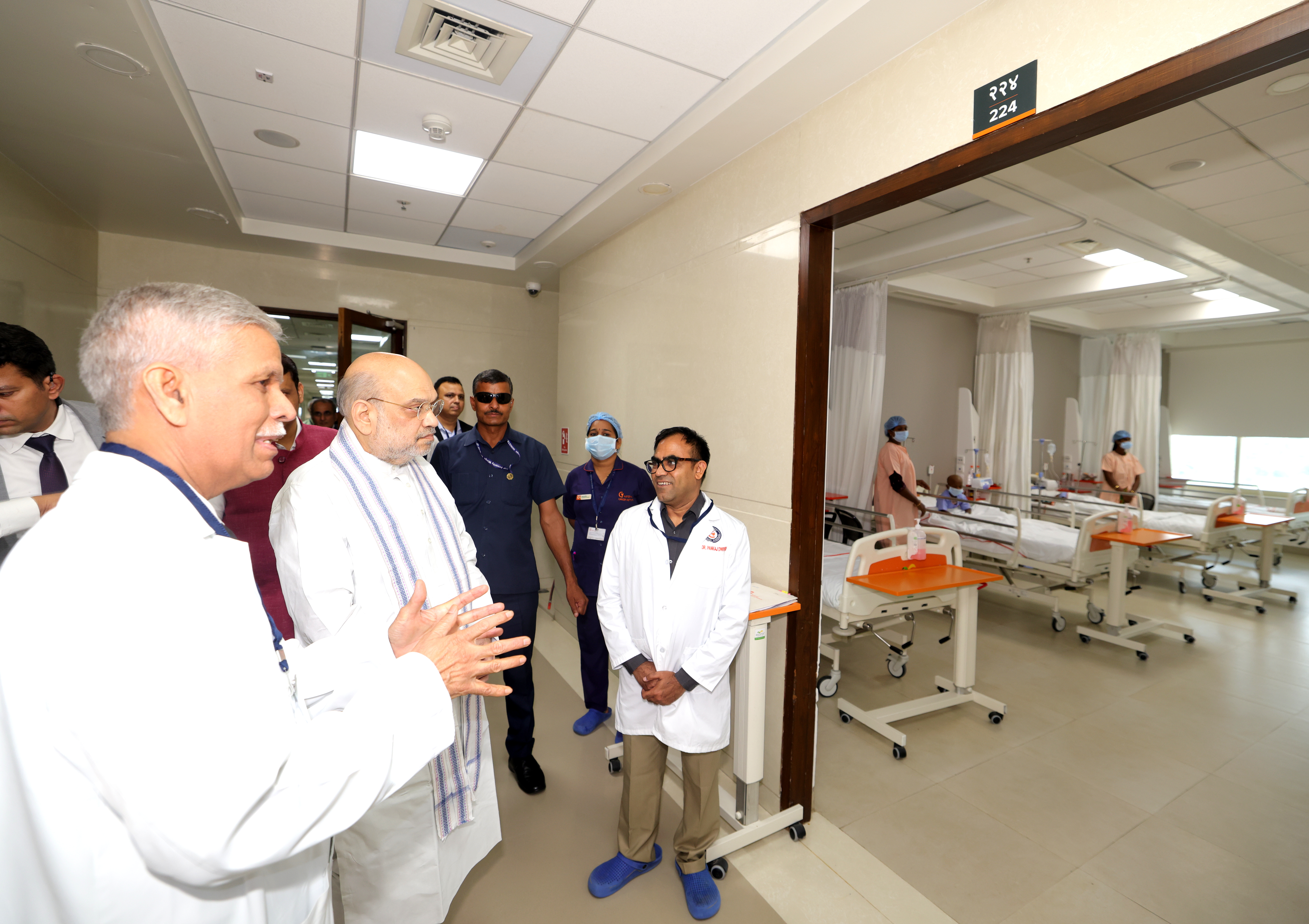 Shri Amit Shah, performs Bhoomi Pujan of ‘Swasti Nivas’, which is being constructed for patients and their relatives in the premises of National Cancer Institute, Nagpur in Maharashtra