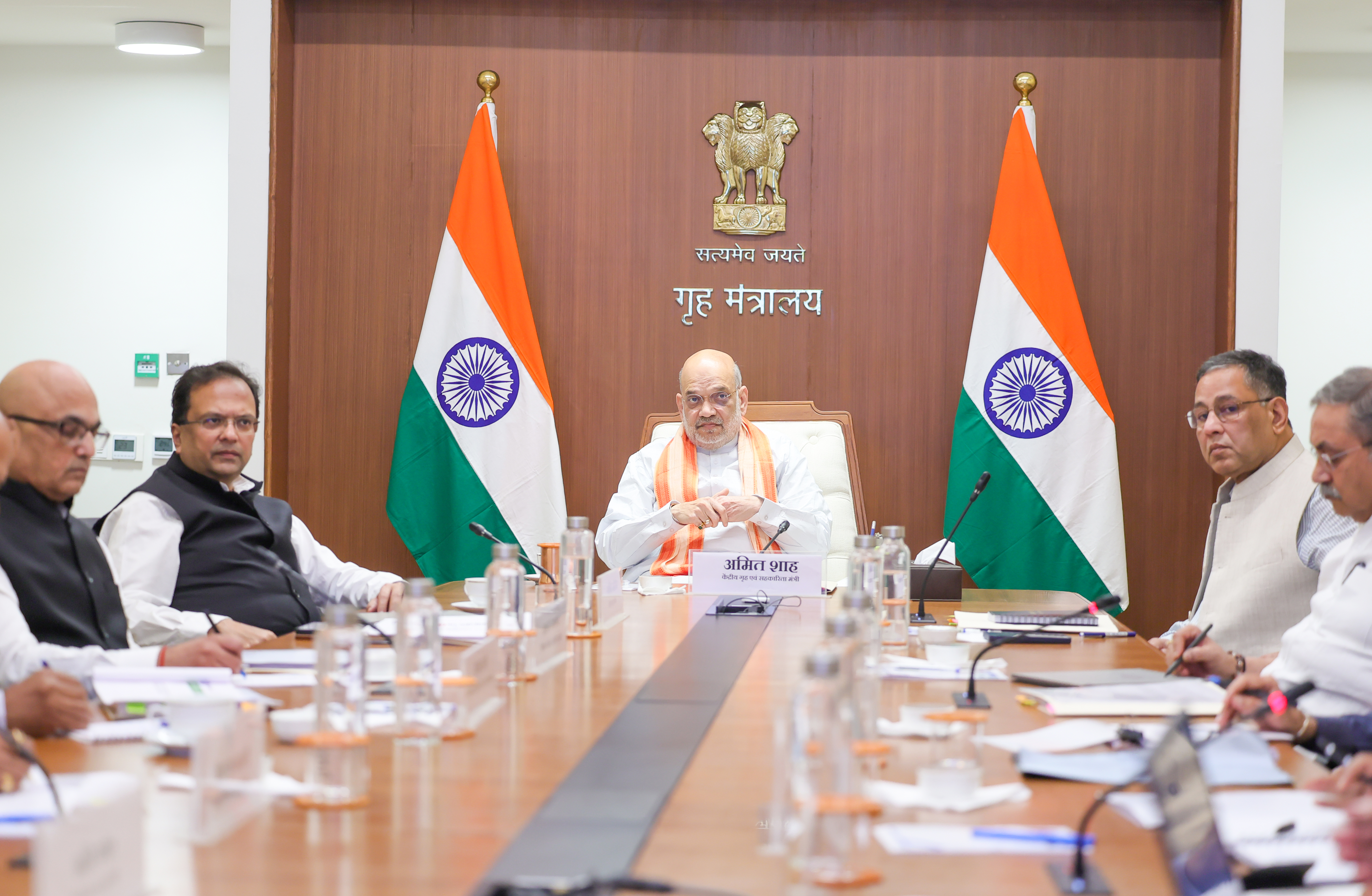 Shri Amit Shah reviewed the functioning of the National Cybercrime Helpline 1930.