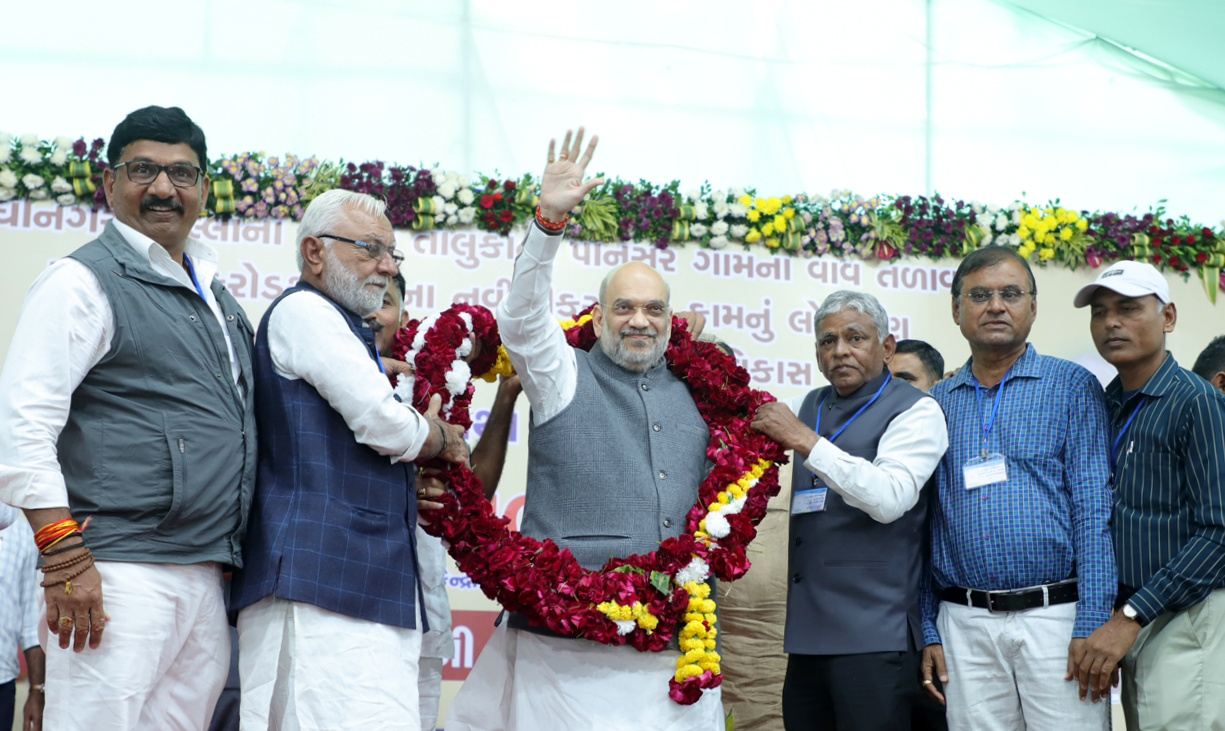 Shri Amit Shah laid the foundation of renovation of a pond in Pansar, Ahmedabad, Gujarat.